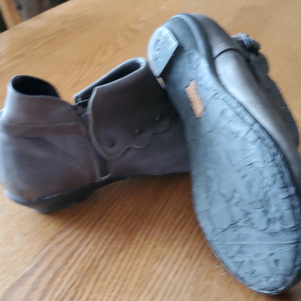 Born Bootie - image 3